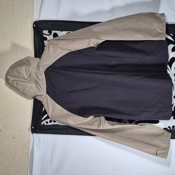 NIKE Jacket - Picture 3 of 5